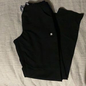 Figs. Yola scrub pants